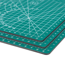 Load image into Gallery viewer, Self Healing Cutting Mat 5 Layer A2 A3 Great for Scrapbooking, Quilting, Sewing and All Arts & Crafts Projects
