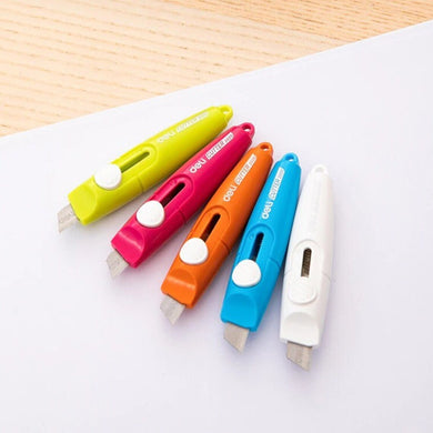 5 Pieces Mini Utility Knives Box Cutter Retractable Letter Opener Assorted Colours Cloud Envelope Slitter Carton Portable Paper Cutter with Key Chain Hole